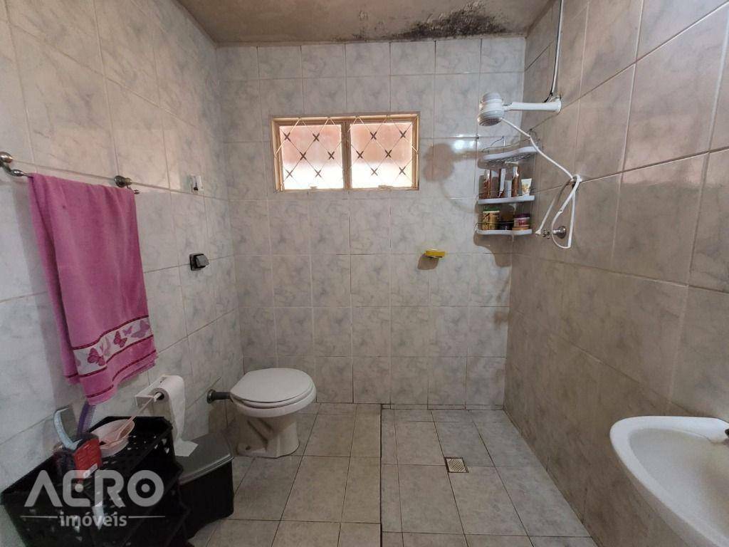 Casa à venda com 3 quartos, 200m² - Foto 23