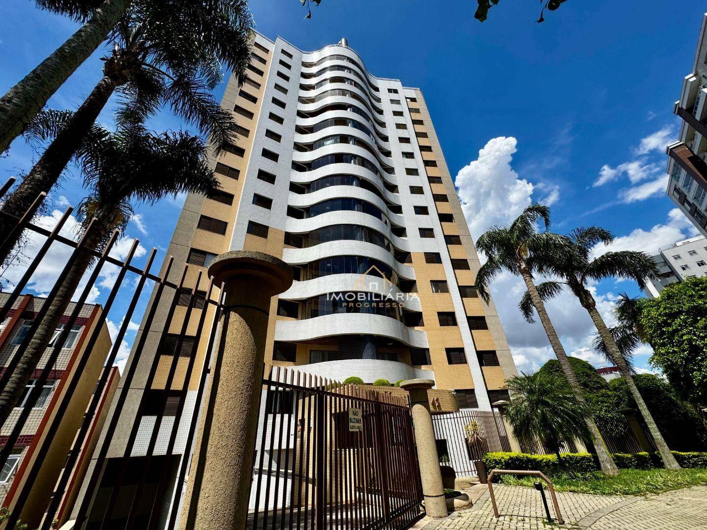 Apartamento à venda com 3 quartos, 114m² - Foto 4