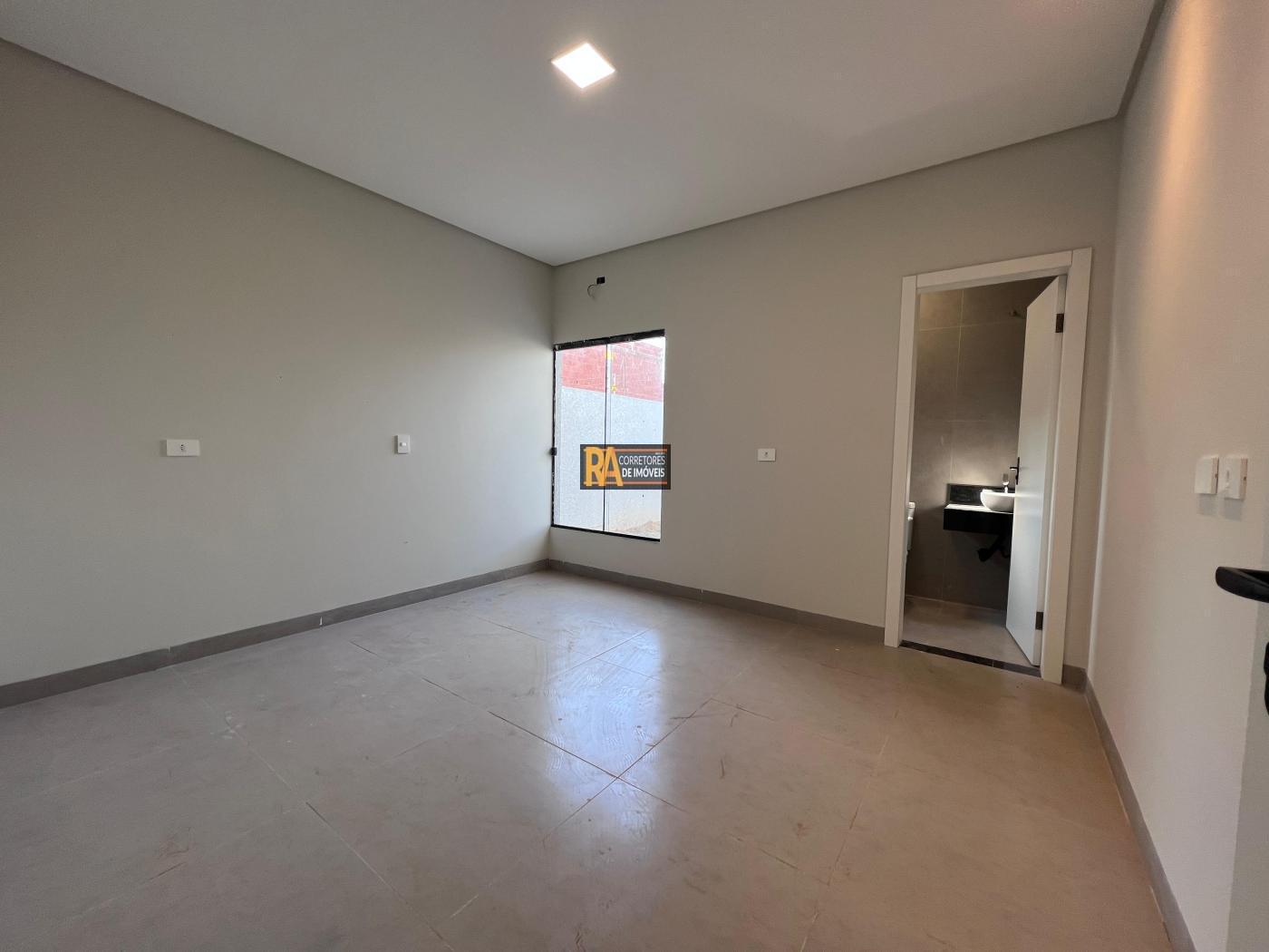 Casa à venda com 2 quartos, 125m² - Foto 3
