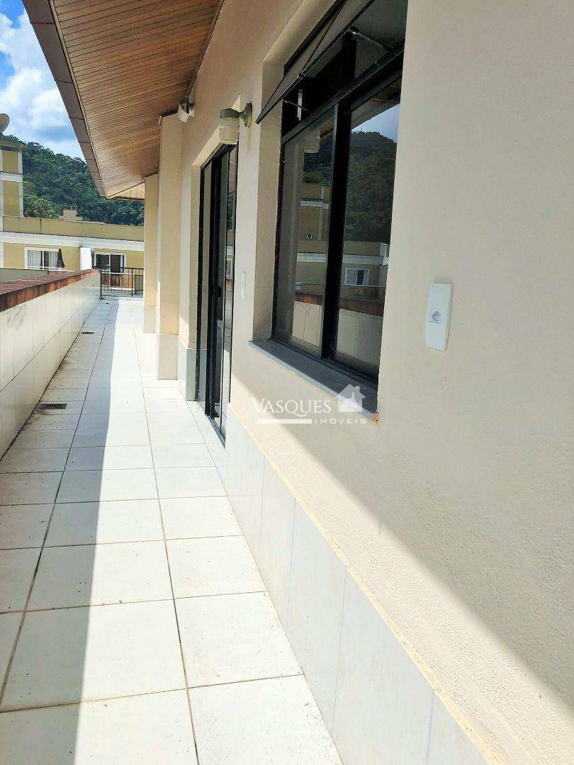 Cobertura à venda com 3 quartos, 130m² - Foto 6