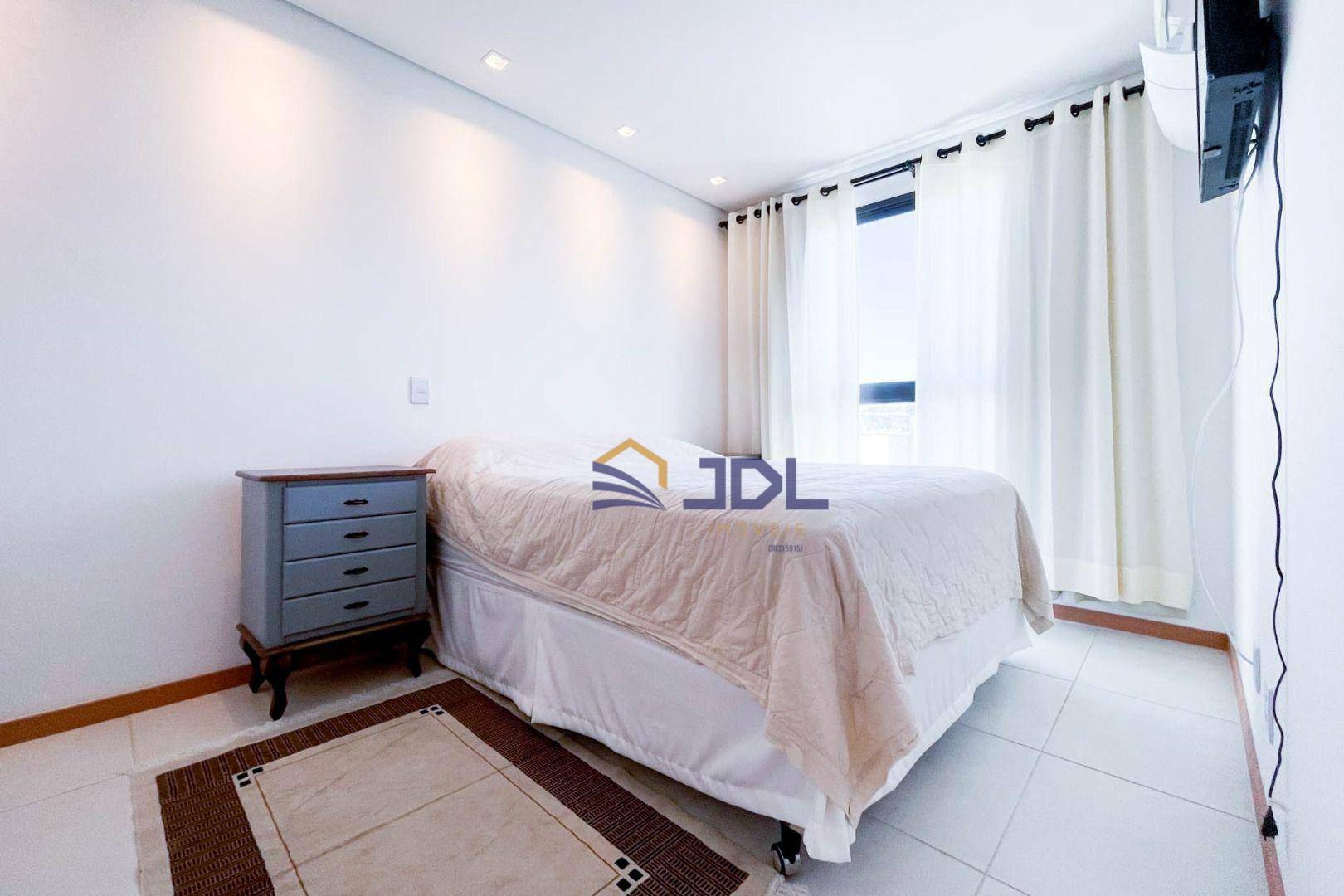 Apartamento à venda com 2 quartos, 78m² - Foto 10