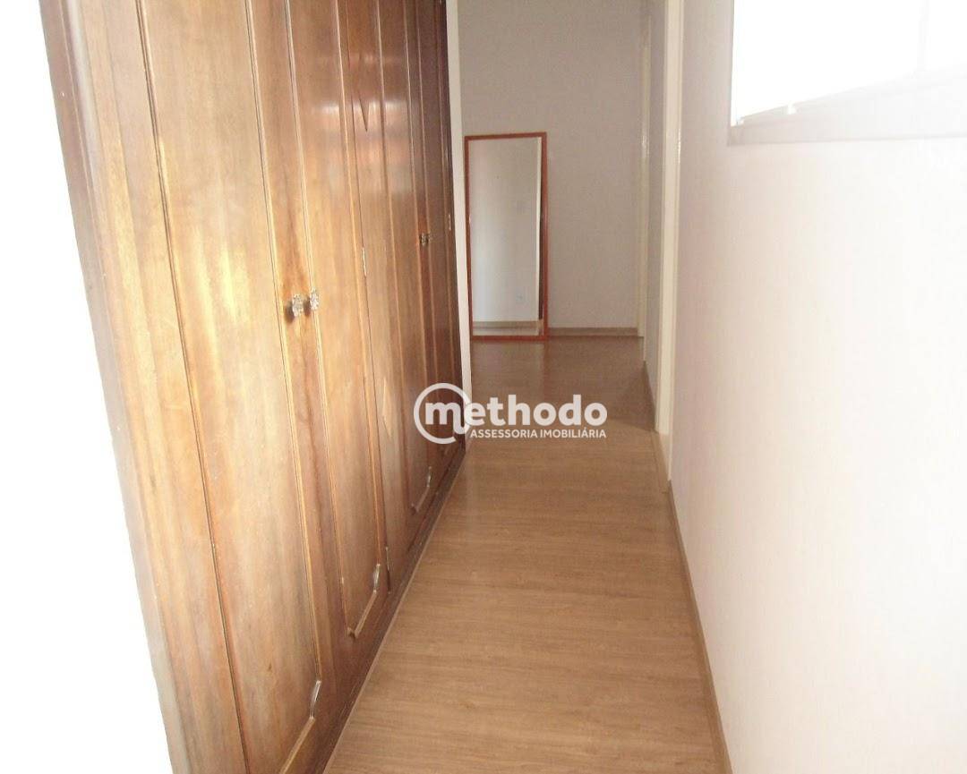 Casa à venda com 3 quartos, 260m² - Foto 25