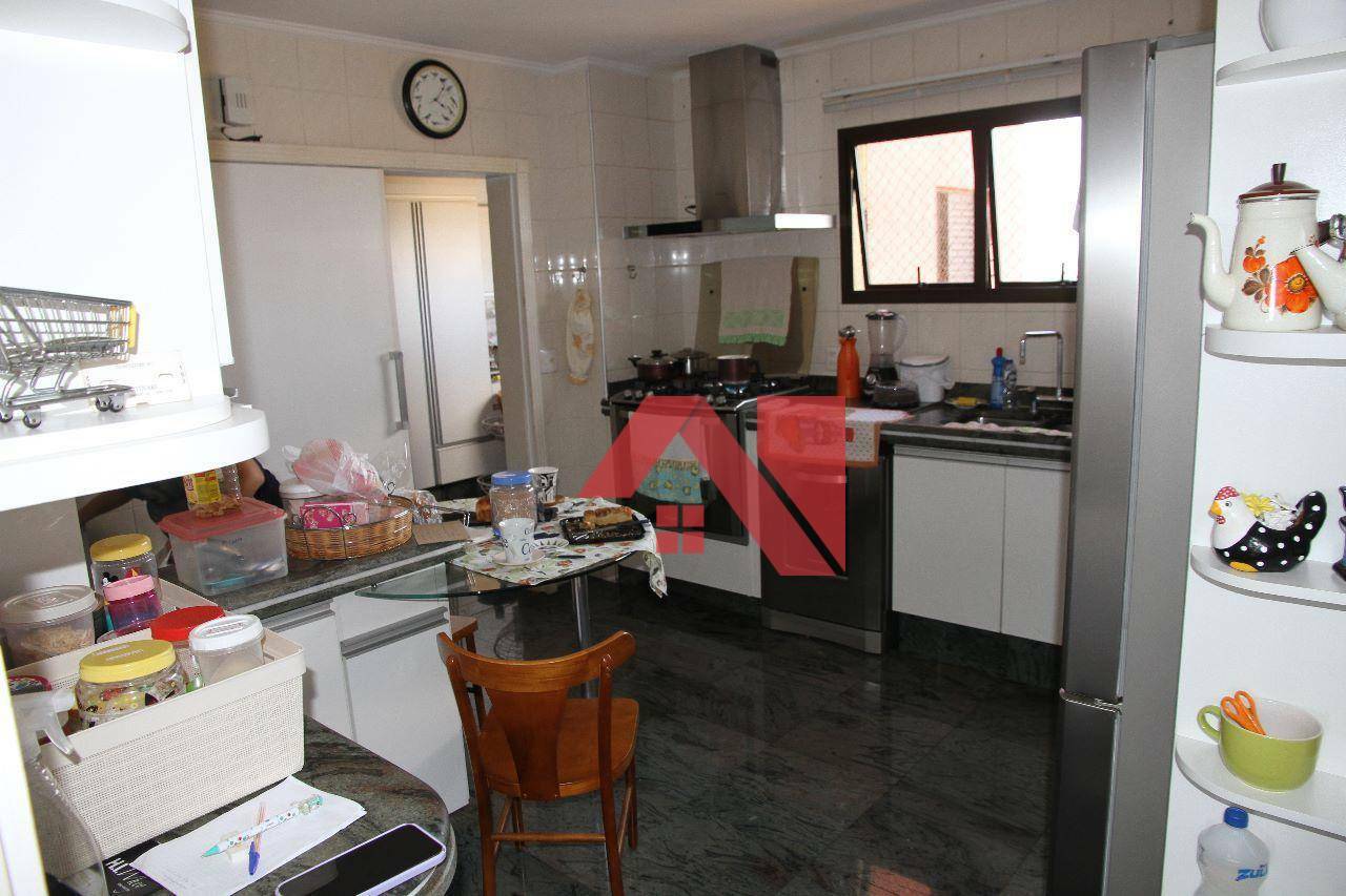 Apartamento à venda com 4 quartos, 342m² - Foto 26