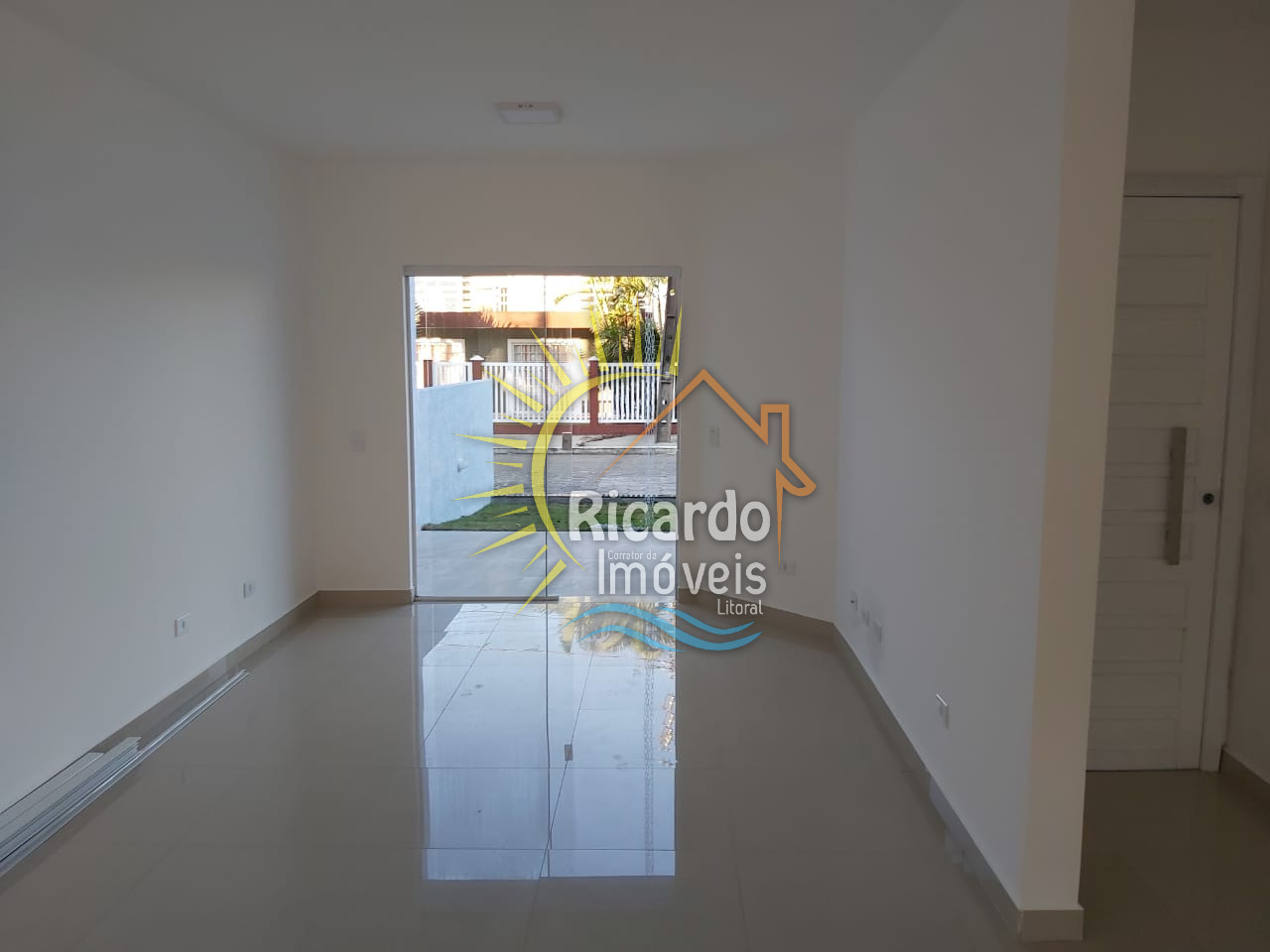 Casa à venda com 4 quartos, 181m² - Foto 12