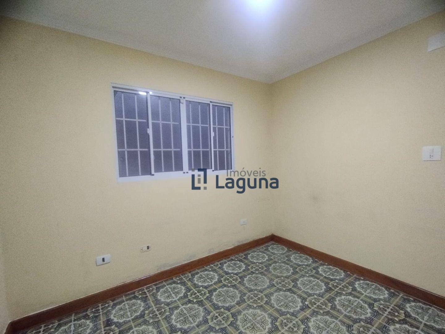 Casa para alugar, 80m² - Foto 8