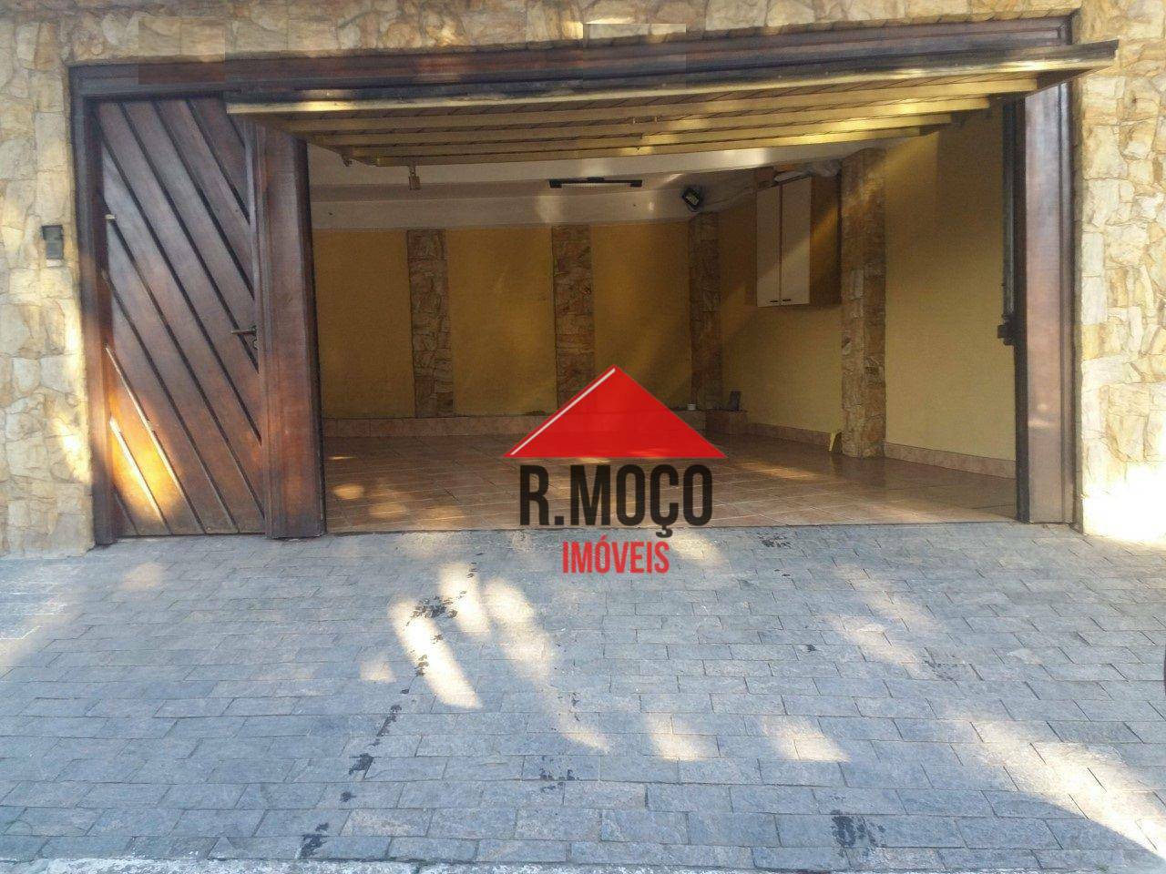 Sobrado à venda com 2 quartos, 105m² - Foto 1