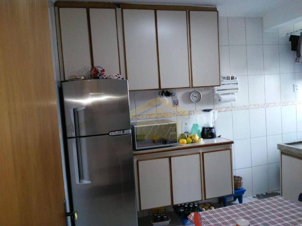 Apartamento à venda com 2 quartos, 65m² - Foto 4