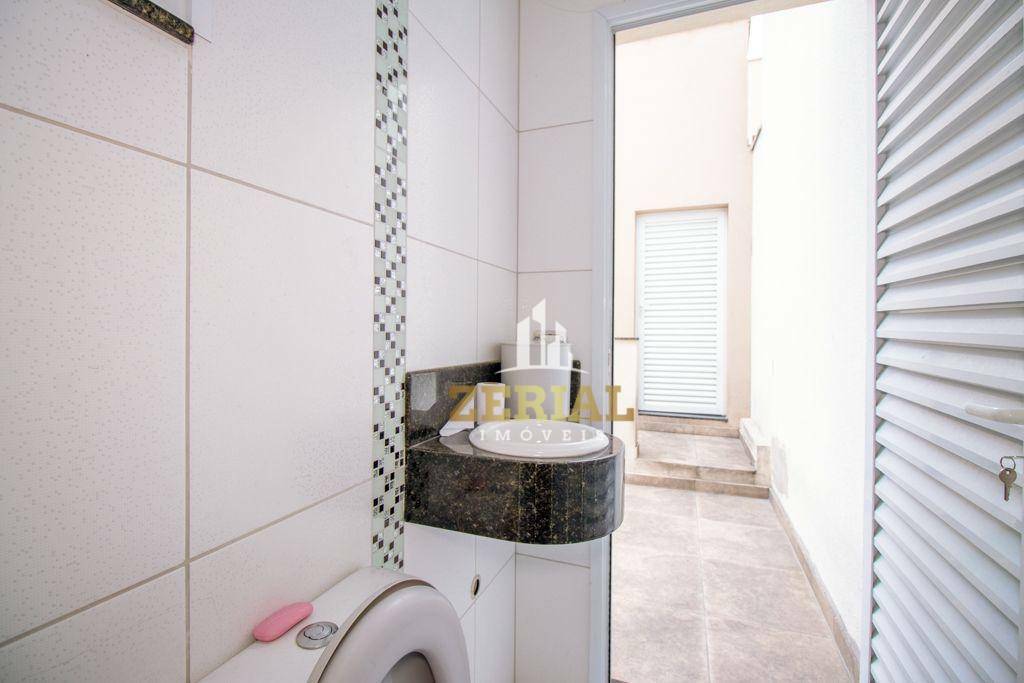 Sobrado à venda com 2 quartos, 214m² - Foto 18