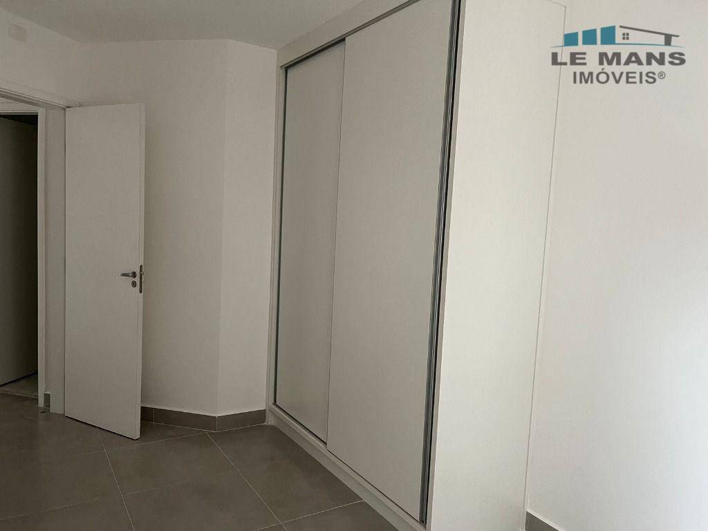 Apartamento à venda e aluguel com 2 quartos, 66m² - Foto 5