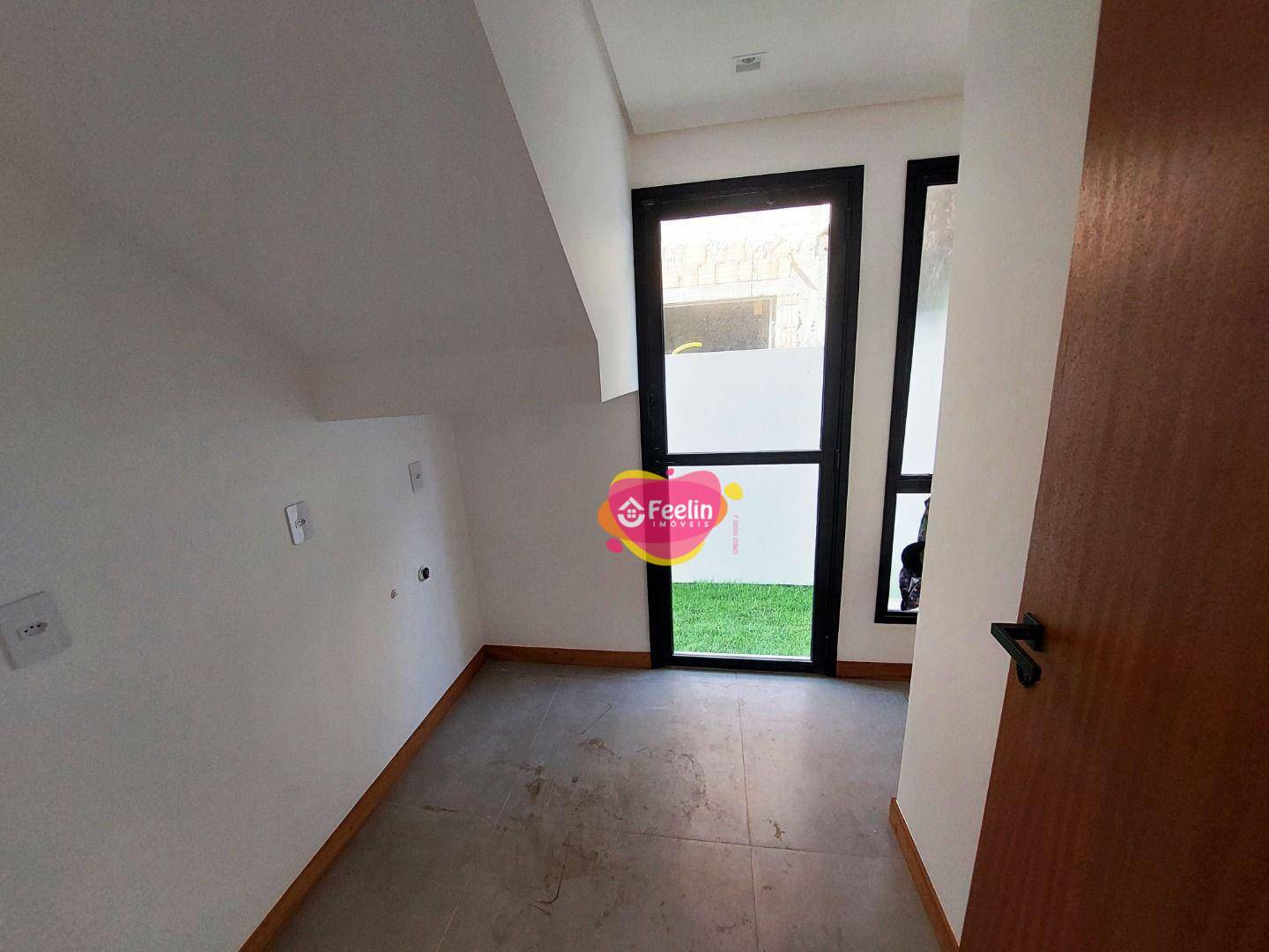 Casa à venda com 3 quartos, 144m² - Foto 8