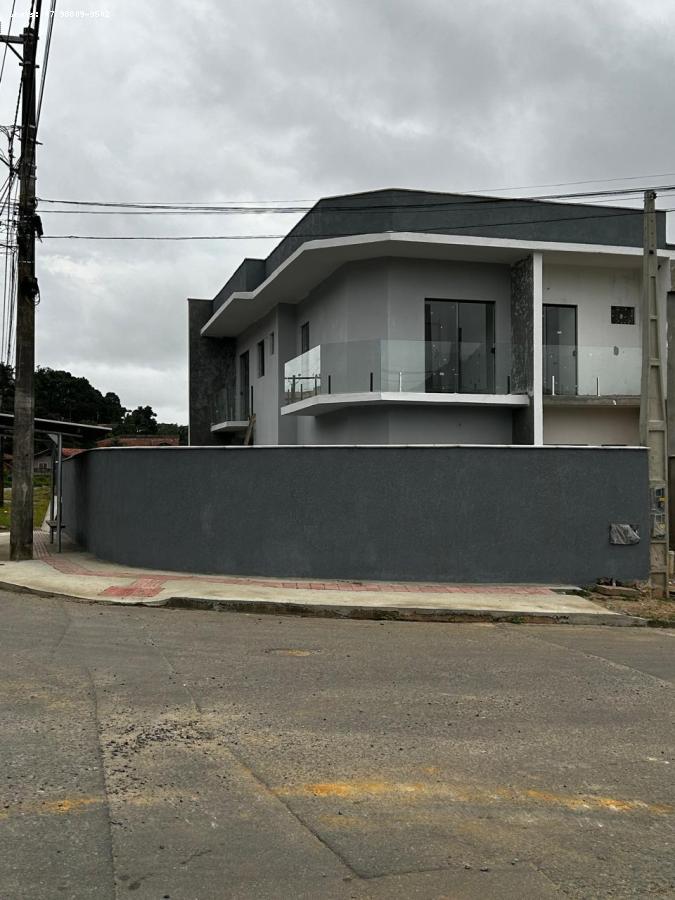 Casa à venda com 2 quartos, 72m² - Foto 2