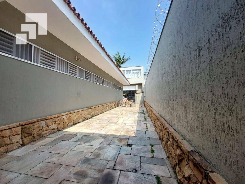 Casa à venda com 4 quartos, 360m² - Foto 42