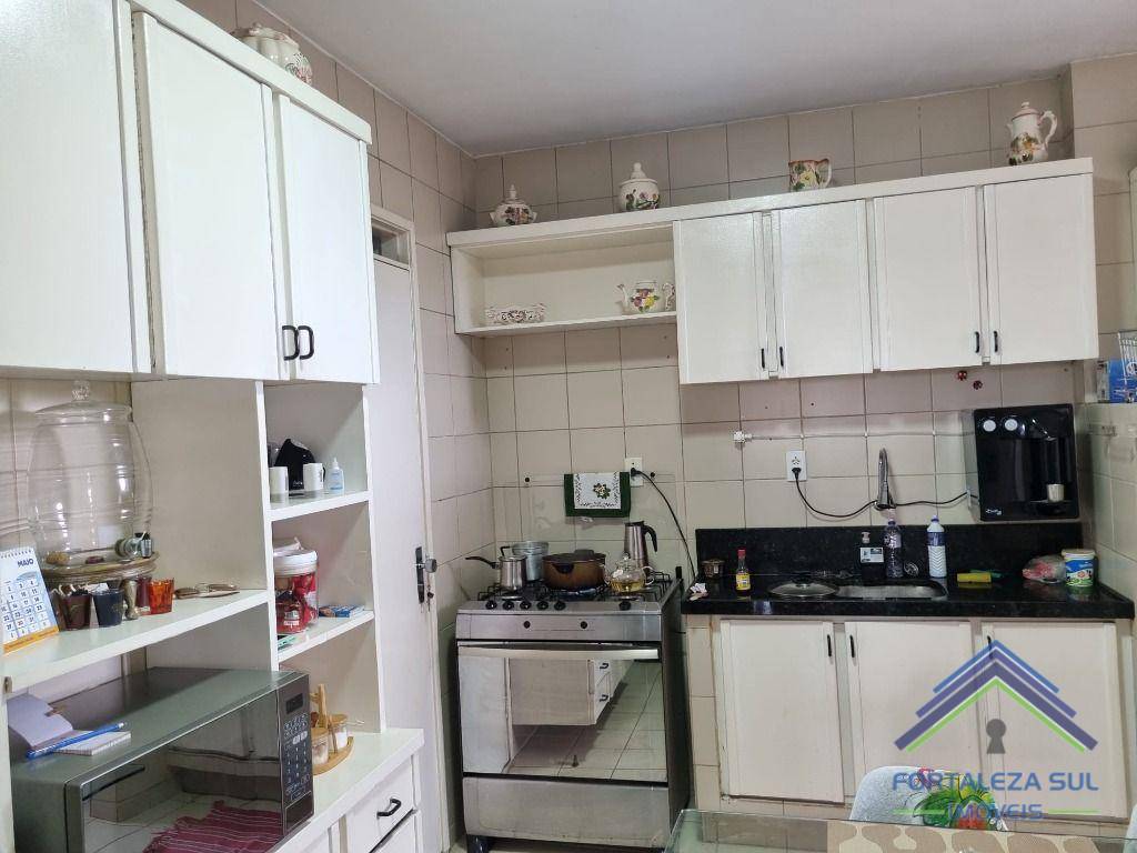 Apartamento à venda com 3 quartos, 112m² - Foto 17