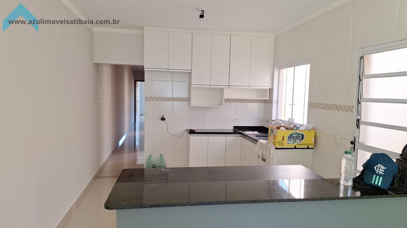 Casa para alugar com 3 quartos, 130m² - Foto 4