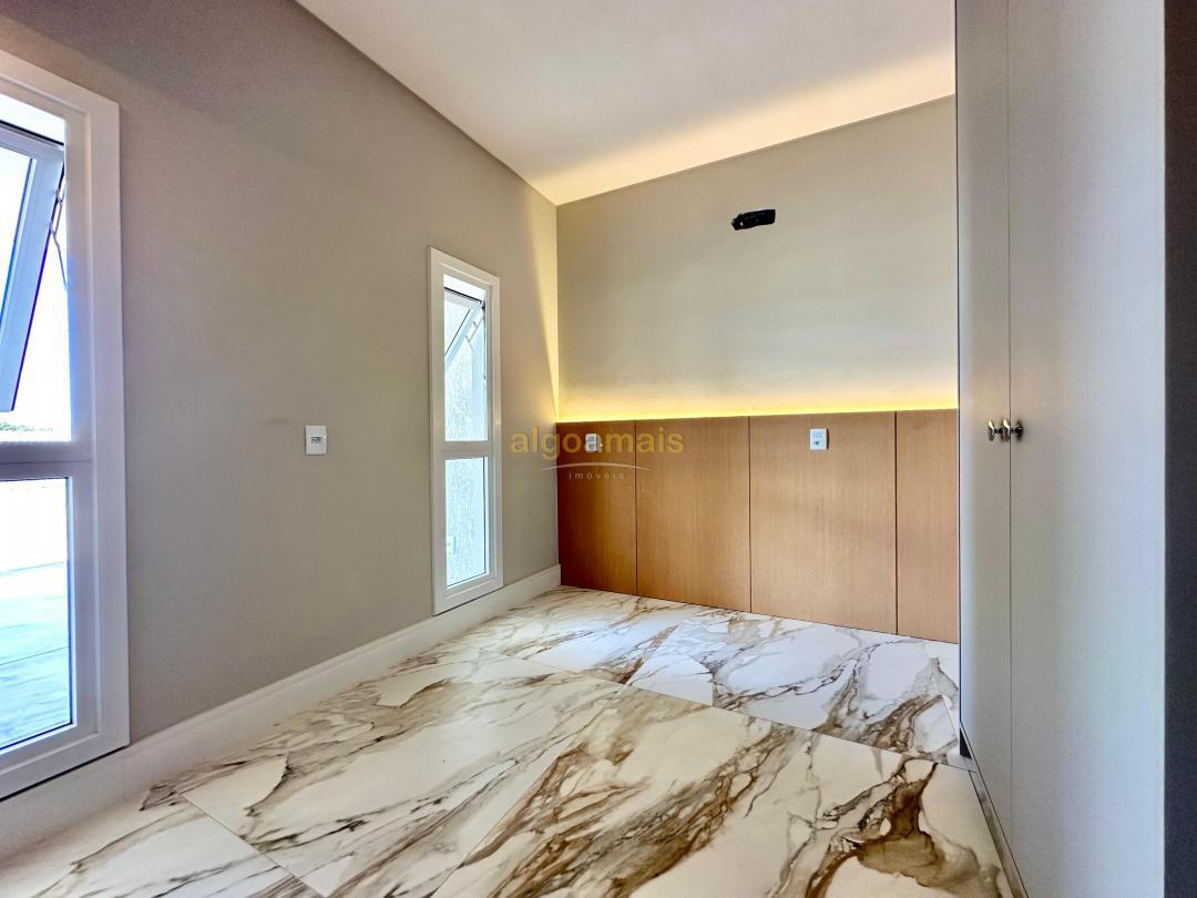 Casa de Condomínio à venda com 4 quartos, 330m² - Foto 16