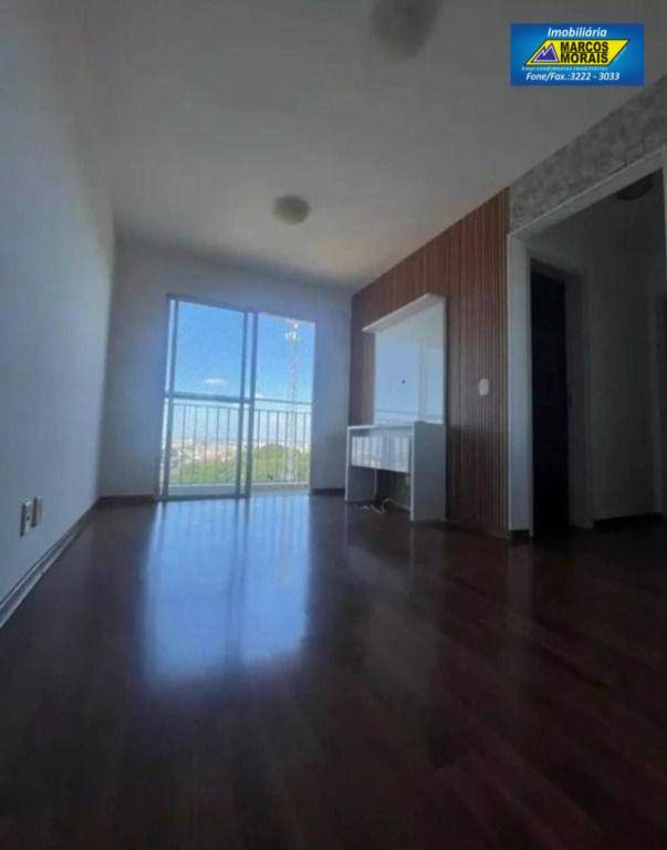 Apartamento para alugar com 2 quartos, 55m² - Foto 11