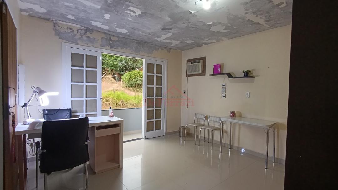 Casa à venda com 3 quartos, 360m² - Foto 10