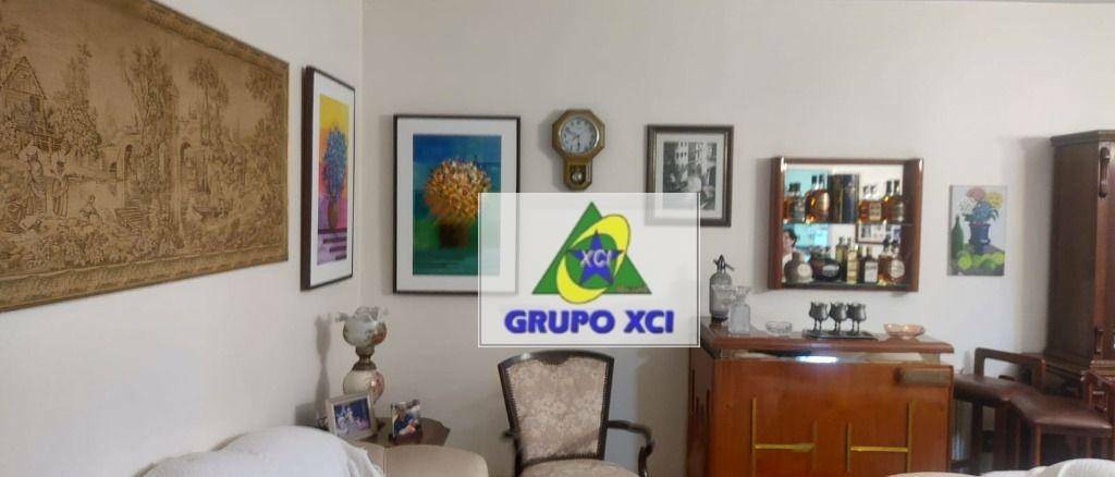 Apartamento à venda com 3 quartos, 160m² - Foto 1