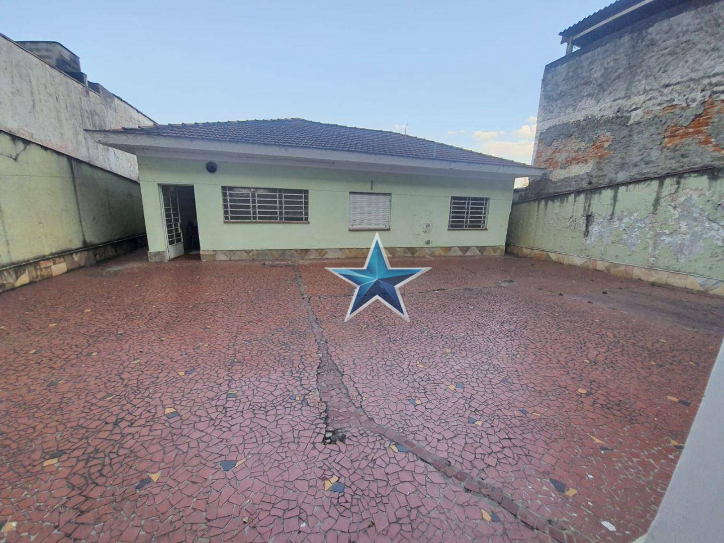 Sobrado à venda com 4 quartos, 300m² - Foto 48