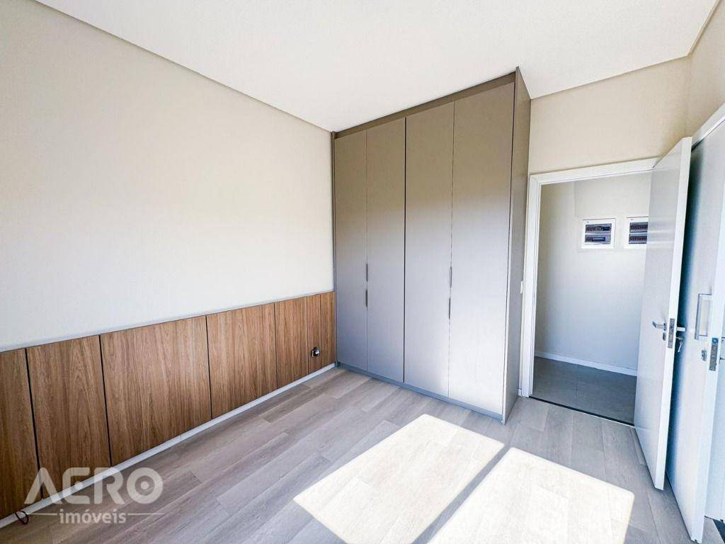 Casa de Condomínio à venda com 3 quartos, 275m² - Foto 10