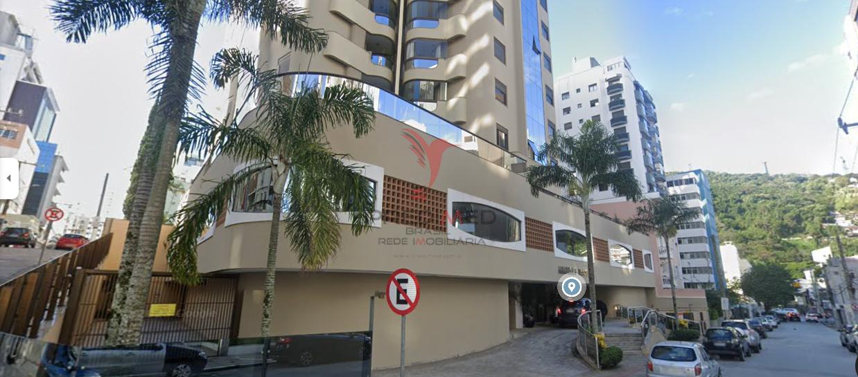 Apartamento à venda com 3 quartos, 124m² - Foto 1