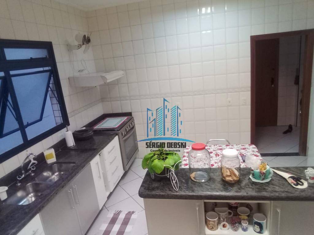 Apartamento à venda com 3 quartos, 171m² - Foto 13