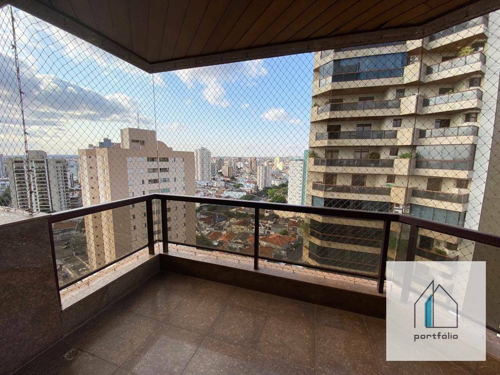 Apartamento à venda com 3 quartos, 220m² - Foto 5