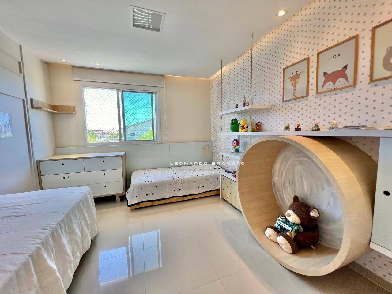 Casa de Condomínio à venda com 4 quartos, 246m² - Foto 27