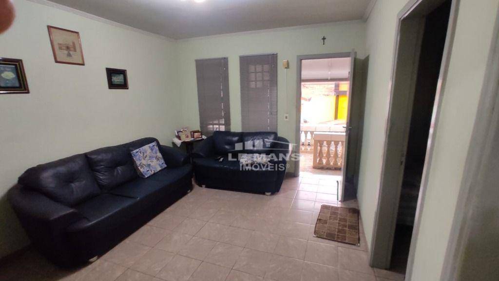 Casa à venda com 3 quartos, 96m² - Foto 2