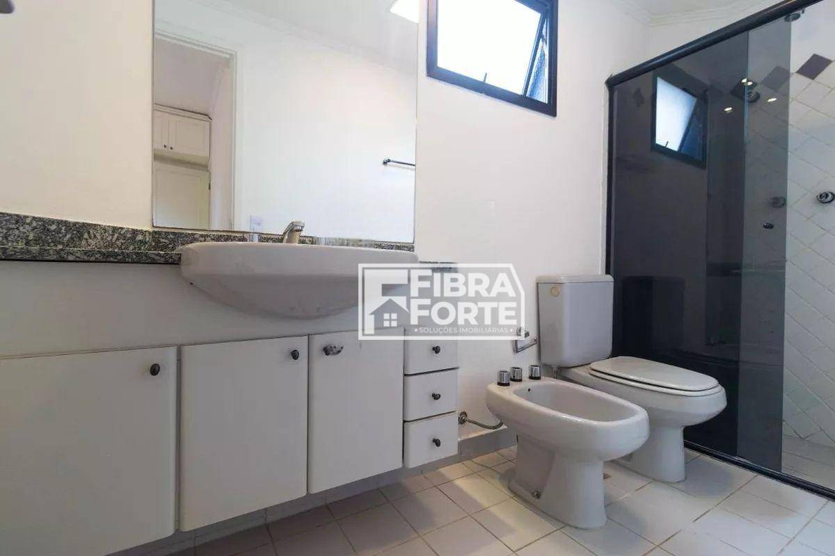 Apartamento à venda com 3 quartos, 145m² - Foto 73