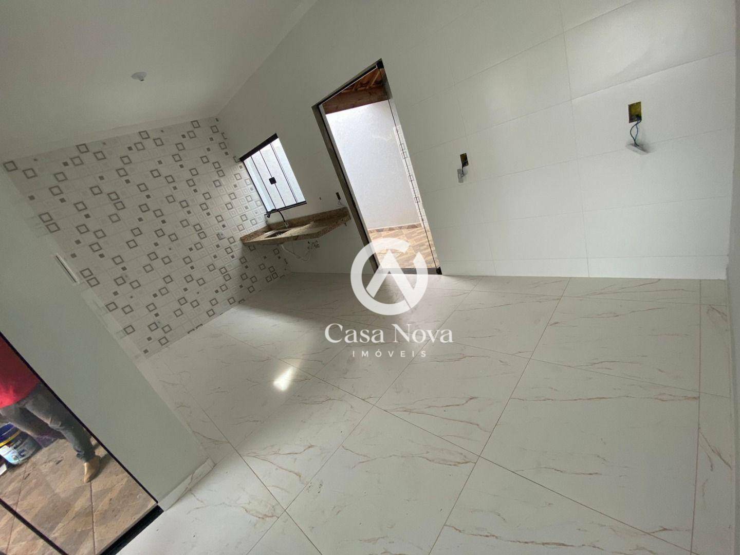 Casa à venda com 3 quartos, 95m² - Foto 3