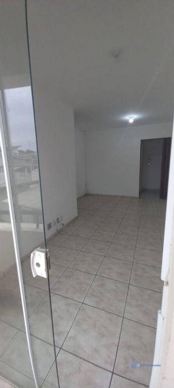 Apartamento à venda com 2 quartos, 70m² - Foto 7