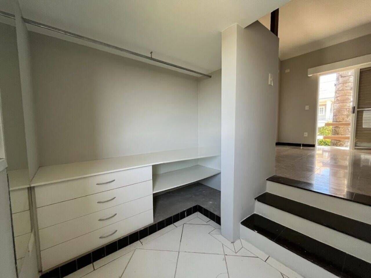 Casa à venda com 5 quartos, 450m² - Foto 4