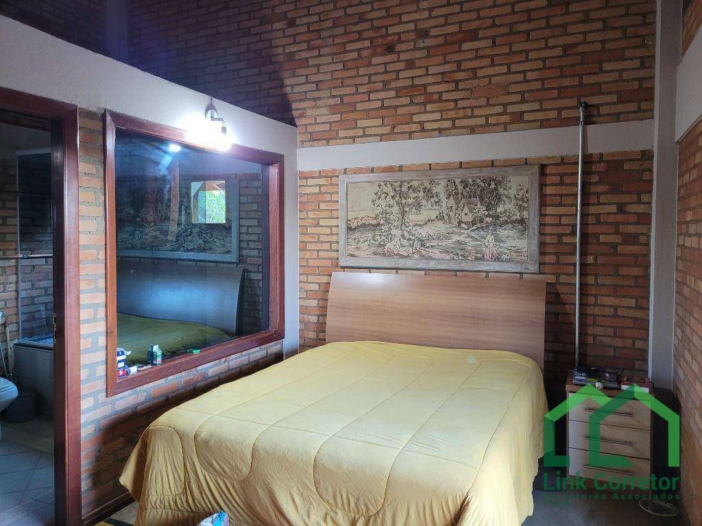 Casa de Condomínio para alugar com 2 quartos, 240m² - Foto 40