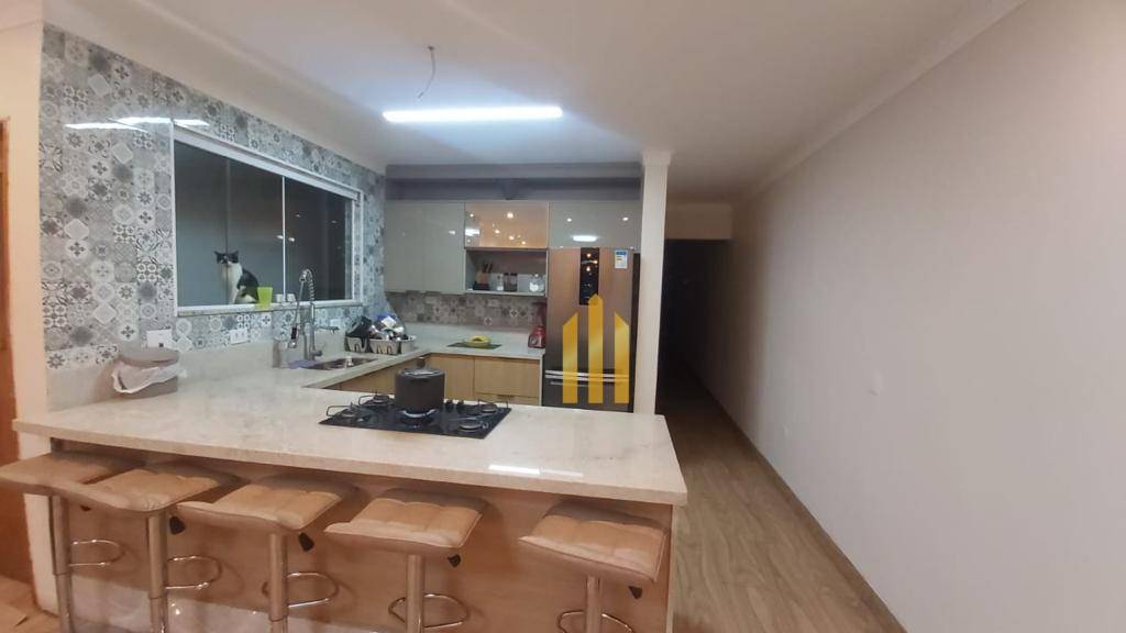 Sobrado à venda com 4 quartos, 375m² - Foto 26