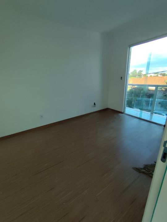 Casa à venda com 3 quartos, 110m² - Foto 3