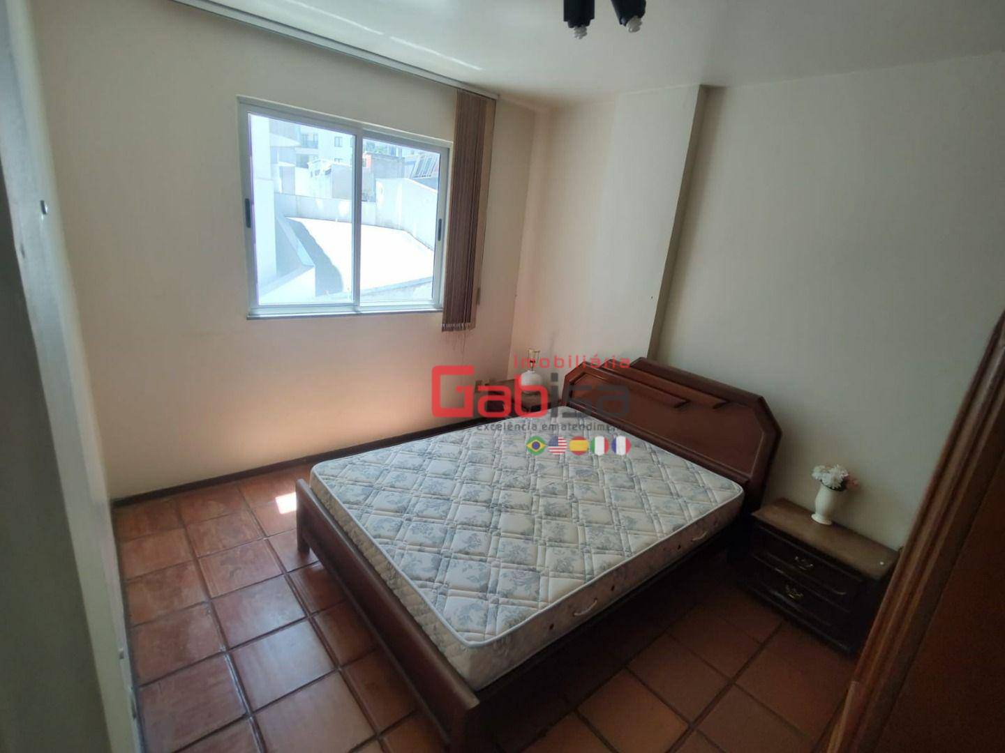 Apartamento à venda com 2 quartos, 85m² - Foto 12