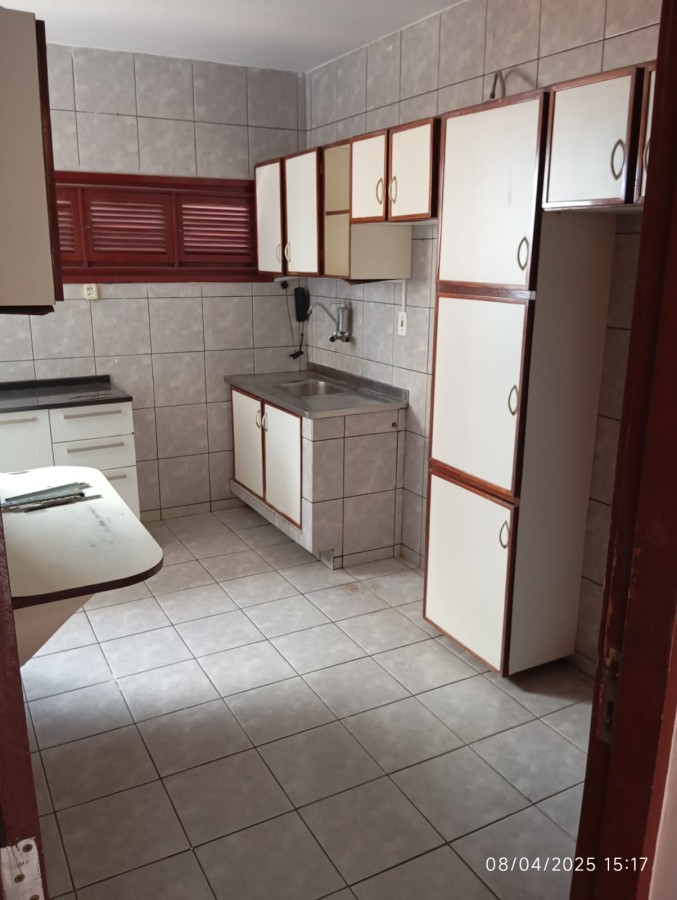 Apartamento para alugar com 3 quartos, 80m² - Foto 19