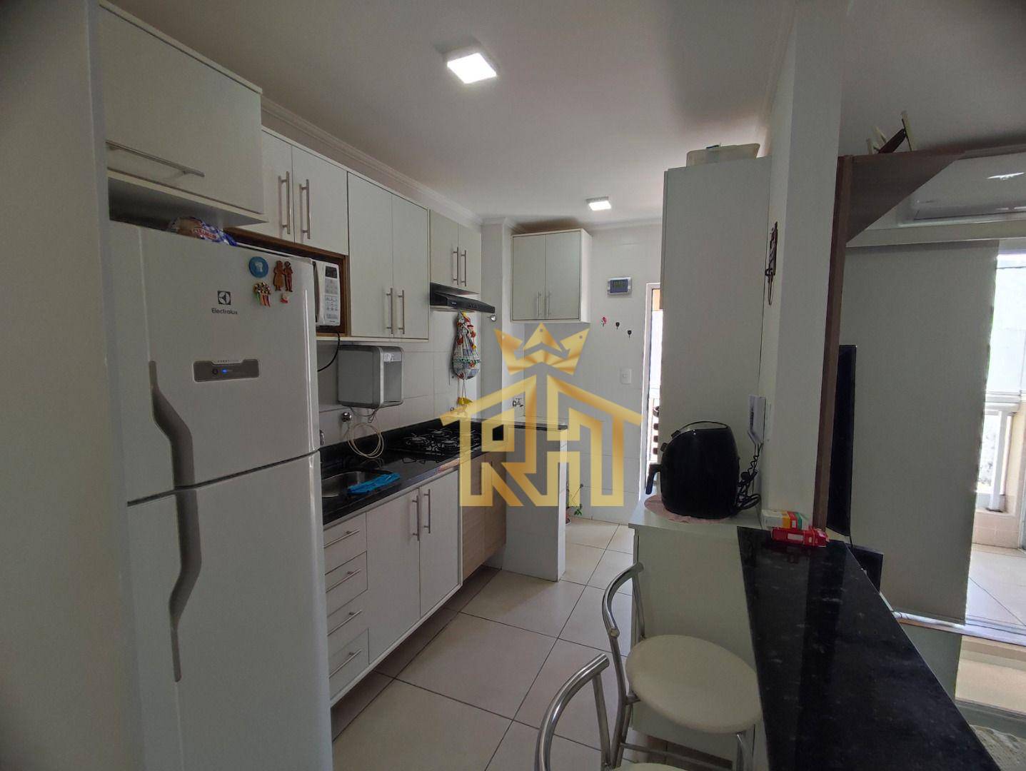 Apartamento à venda com 2 quartos, 63m² - Foto 28