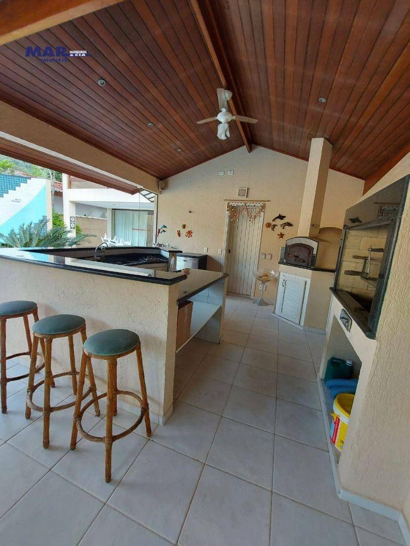 Casa à venda com 4 quartos, 250m² - Foto 9