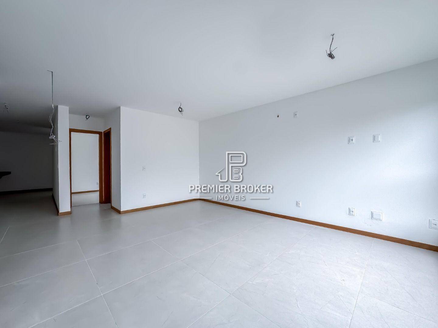 Casa à venda com 3 quartos, 110m² - Foto 2