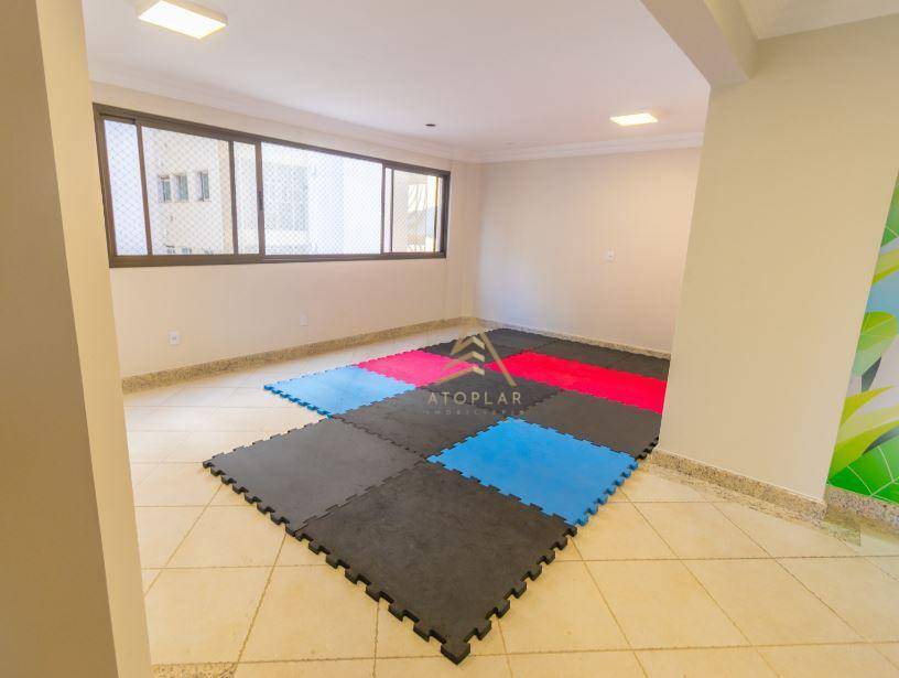 Apartamento à venda com 4 quartos, 179m² - Foto 27