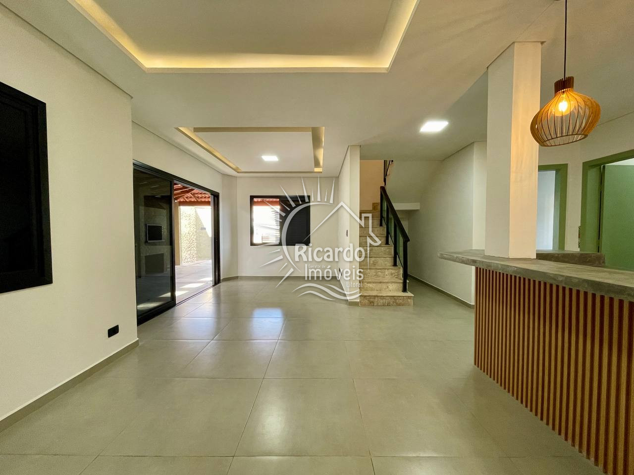 Casa à venda com 4 quartos, 170m² - Foto 12