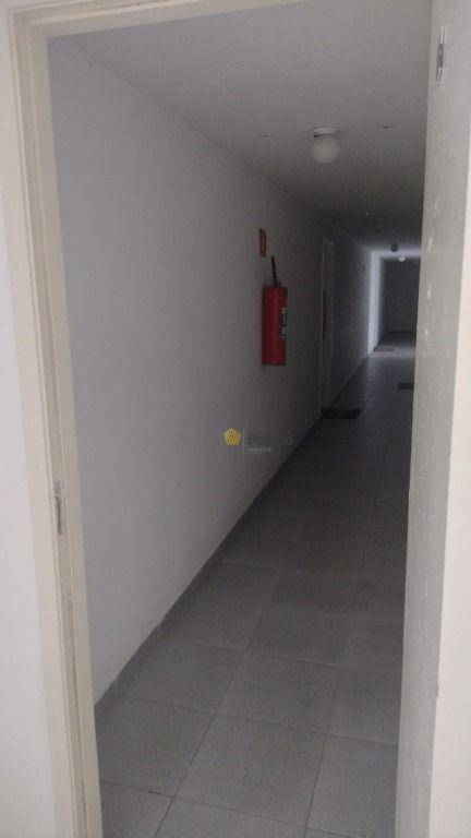 Apartamento à venda com 3 quartos, 60m² - Foto 11