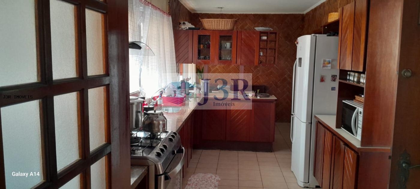 Sobrado para alugar com 4 quartos, 367m² - Foto 33