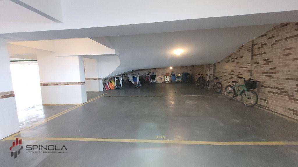 Apartamento à venda com 3 quartos, 140m² - Foto 17