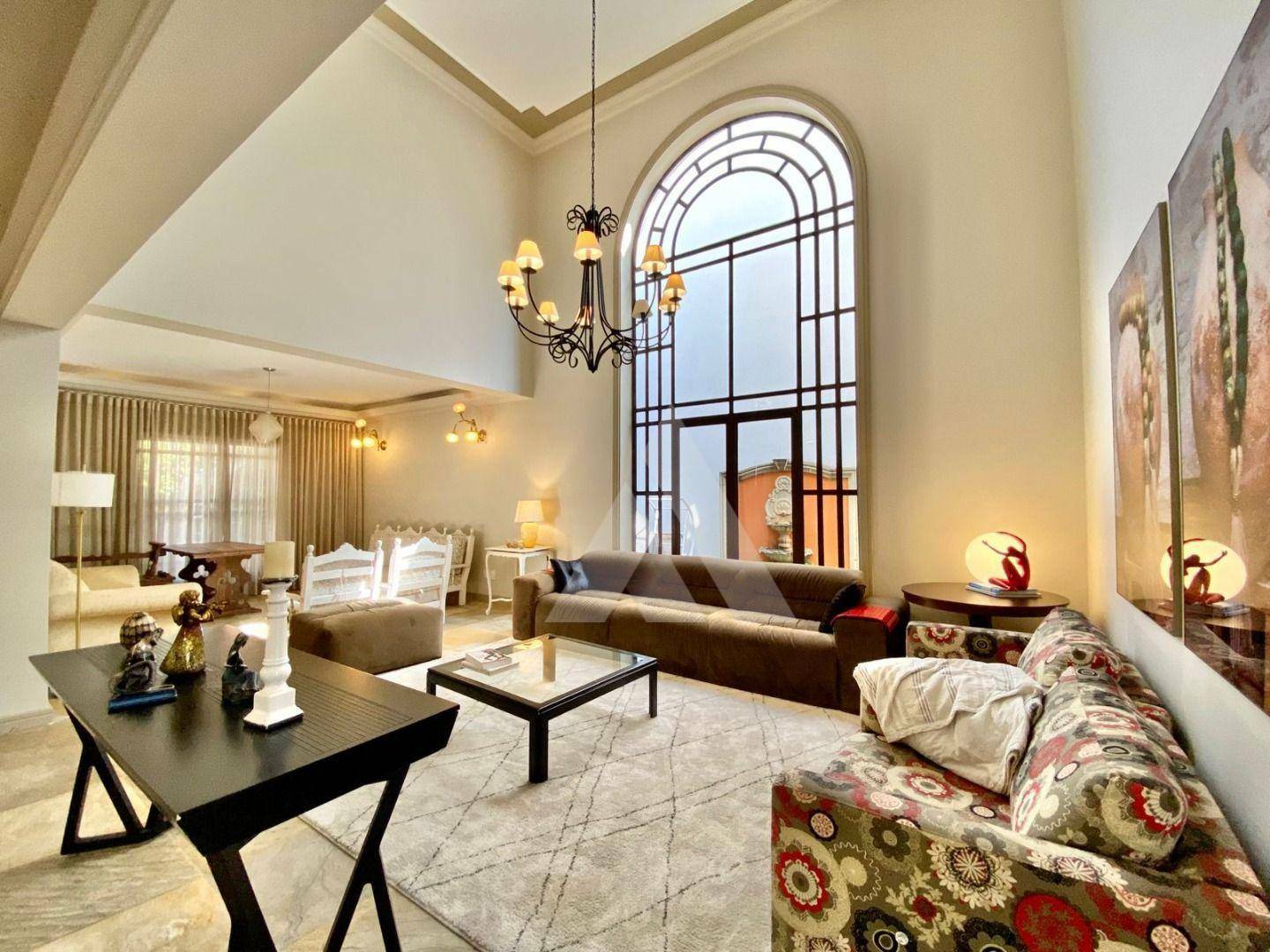 Casa, 5 quartos, 497 m² - Foto 1