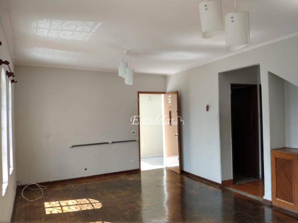 Sobrado à venda com 3 quartos, 200m² - Foto 4