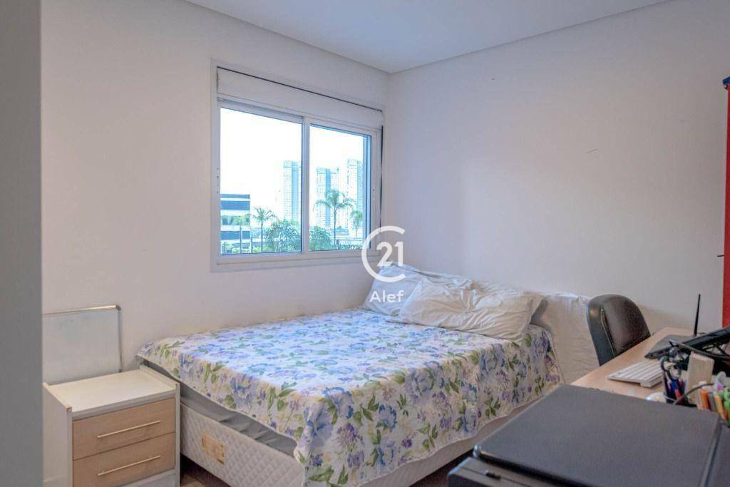 Apartamento à venda com 4 quartos, 168m² - Foto 18