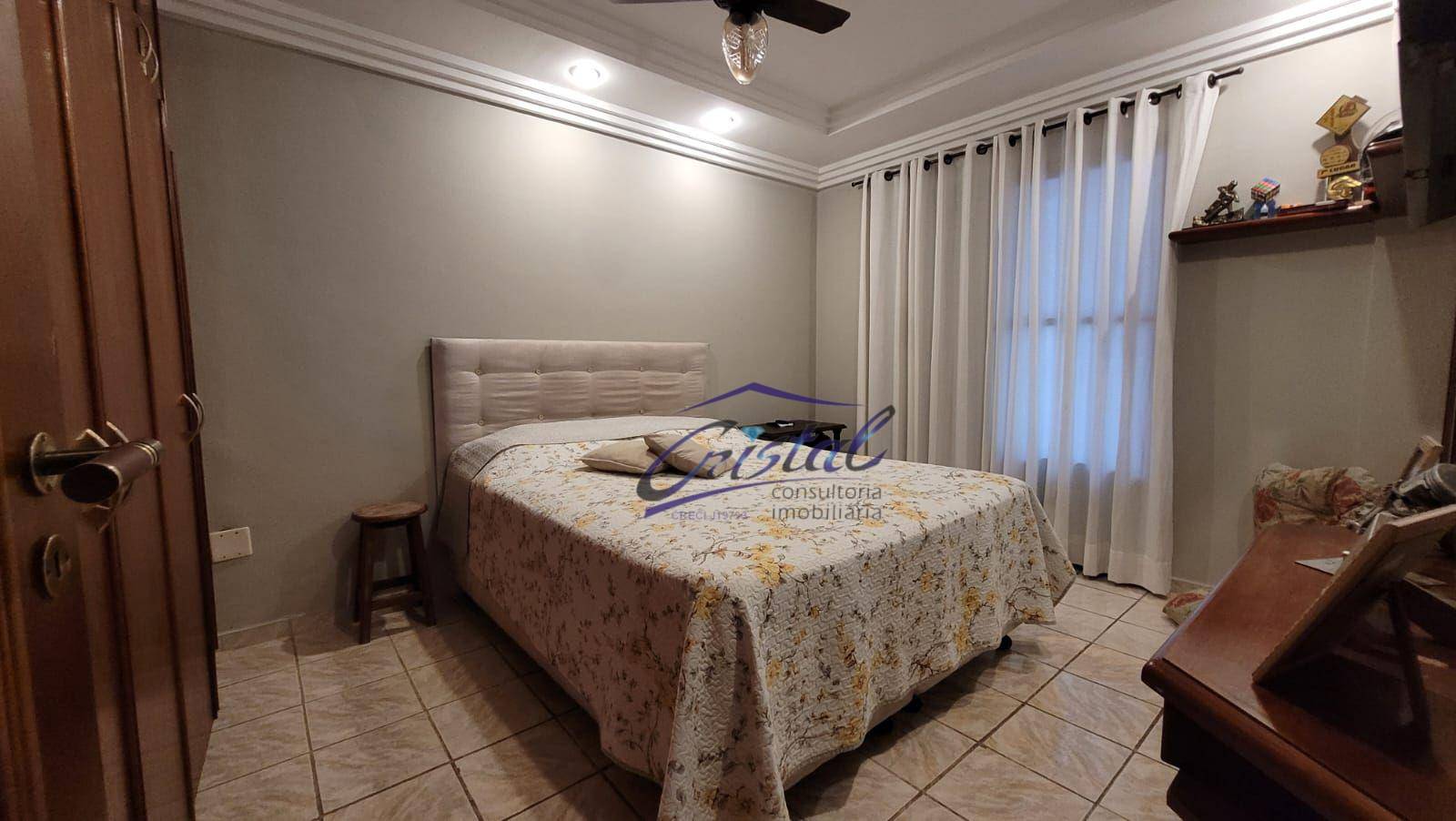 Apartamento à venda com 4 quartos, 151m² - Foto 28